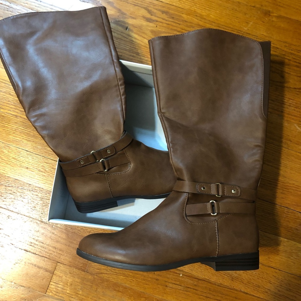 Wide calf tall boot